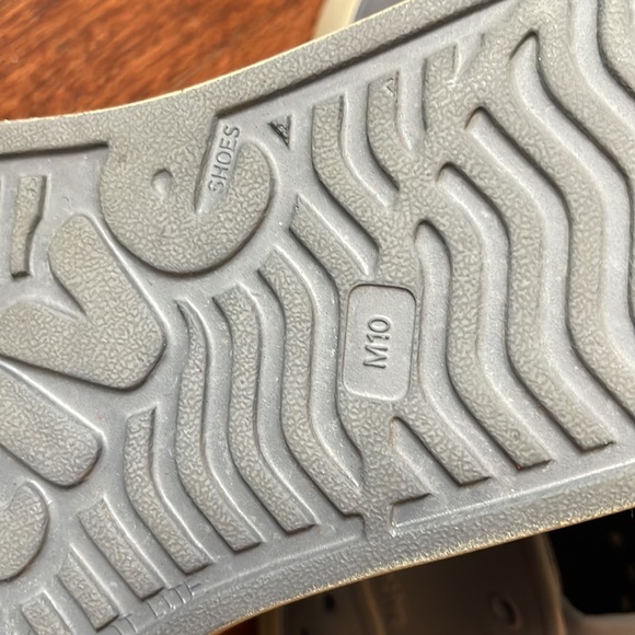 Native slip on boat sneakers. All rubber easy to rinse off. - Picture 4 of 4